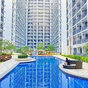 E & R Staycation Condotel Near Mall Of Asia